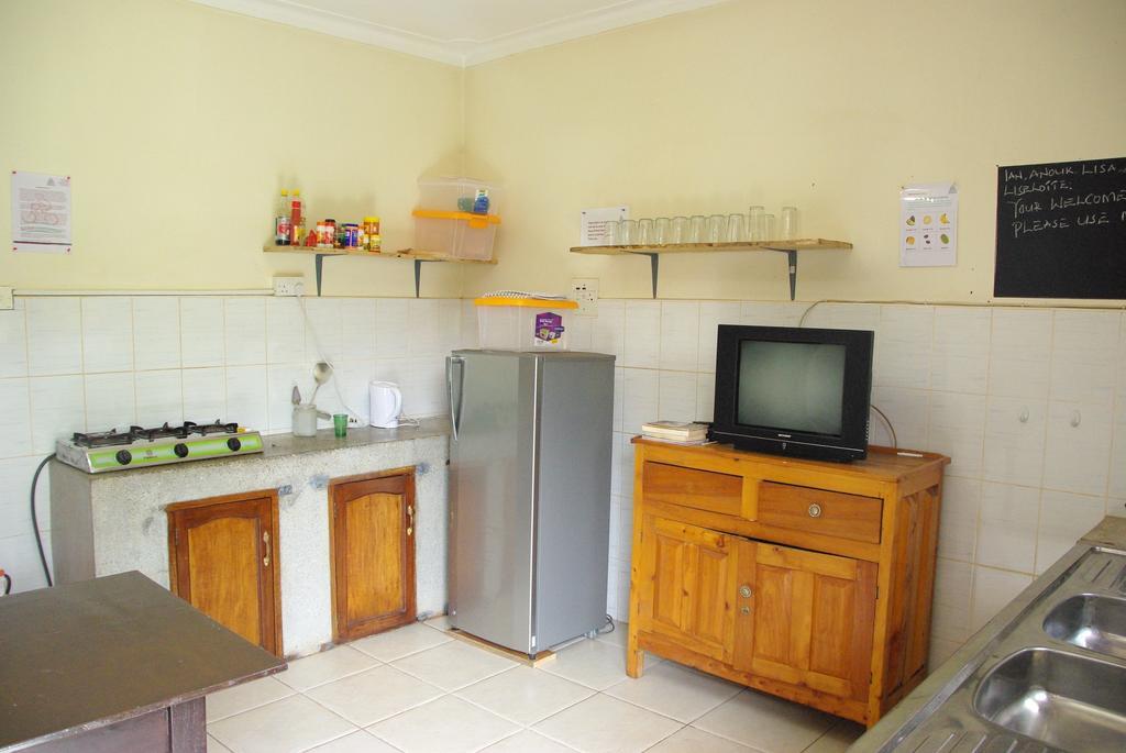 Bikeventures House Uganda Hotel Jinja Bagian luar foto