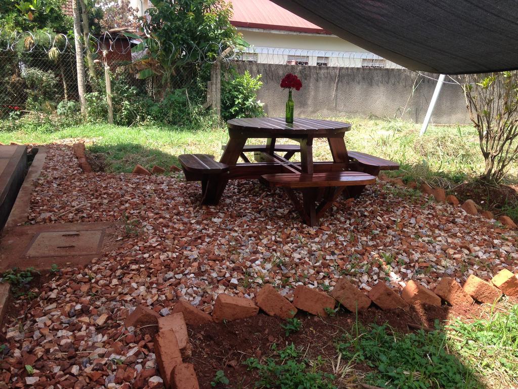 Bikeventures House Uganda Hotel Jinja Bagian luar foto