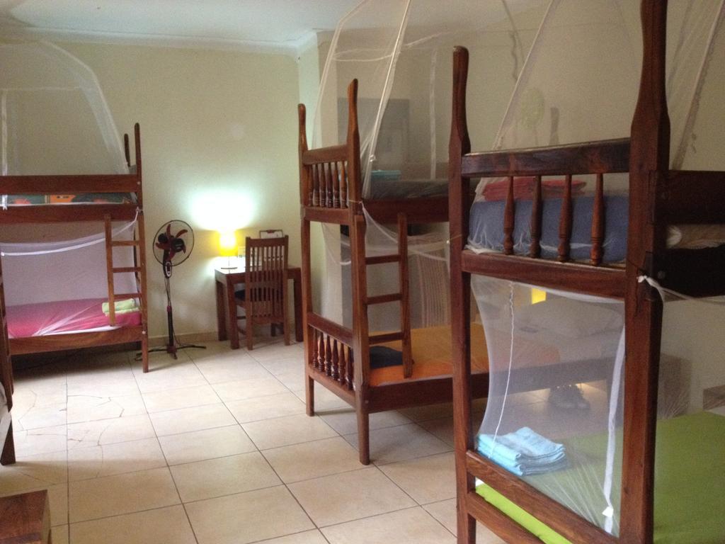 Bikeventures House Uganda Hotel Jinja Bagian luar foto