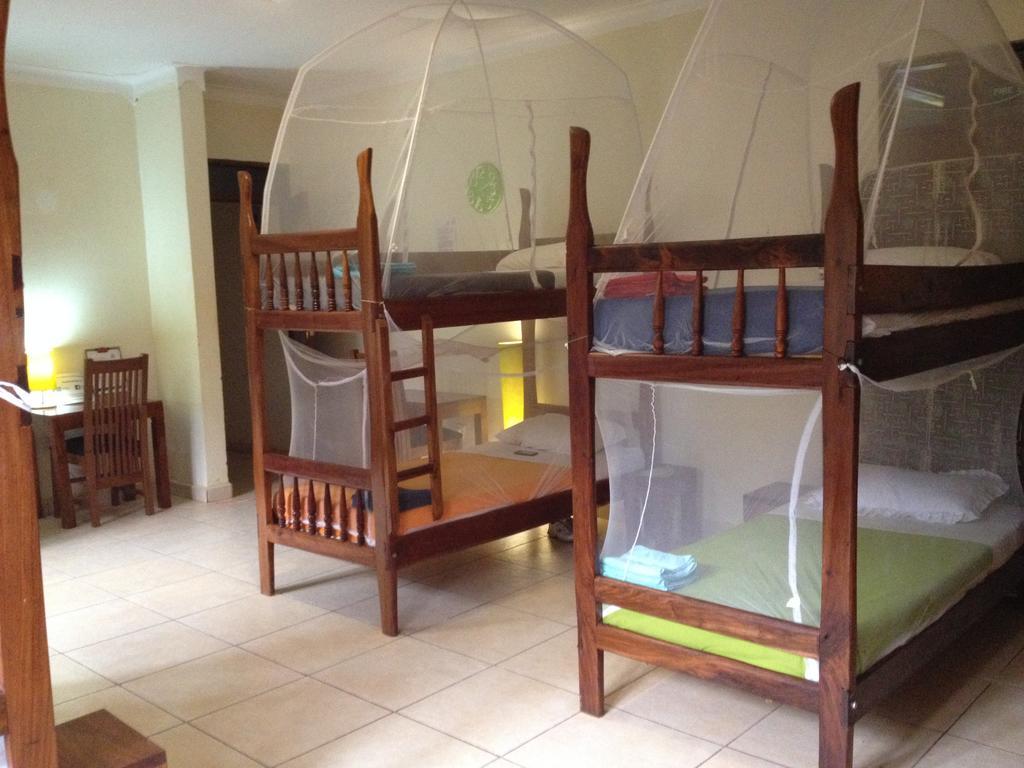 Bikeventures House Uganda Hotel Jinja Bagian luar foto