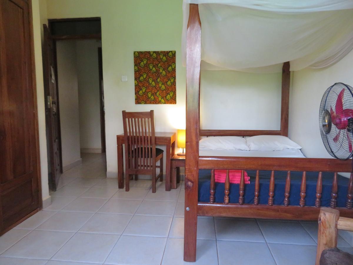 Bikeventures House Uganda Hotel Jinja Bagian luar foto